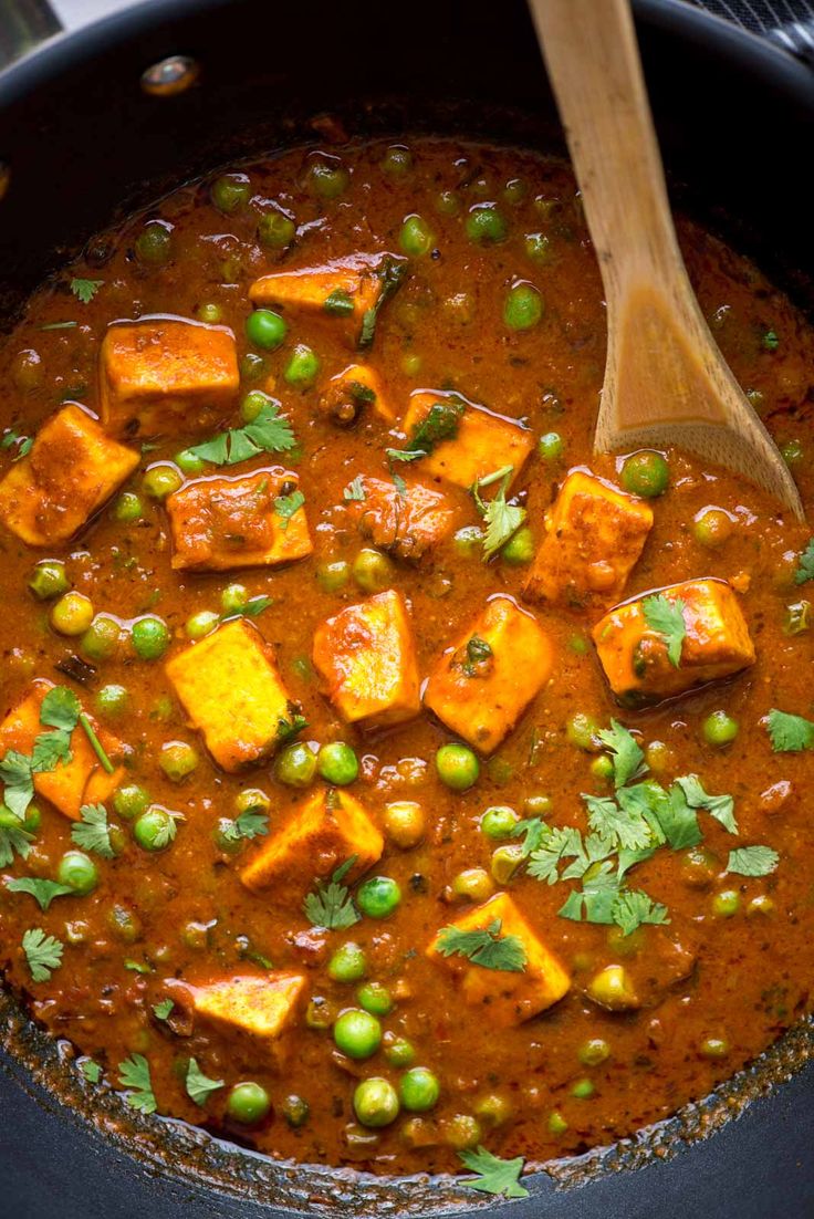 Mater paneer