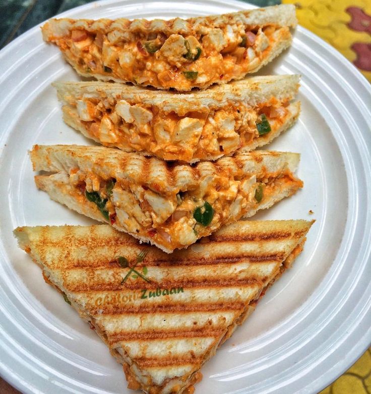 Paneer Peri Peri Sandwich